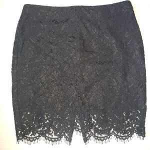 Banana Republic Floral Lace Skirt Black Scallop Hemline Back Zip Women"s Sz 10P